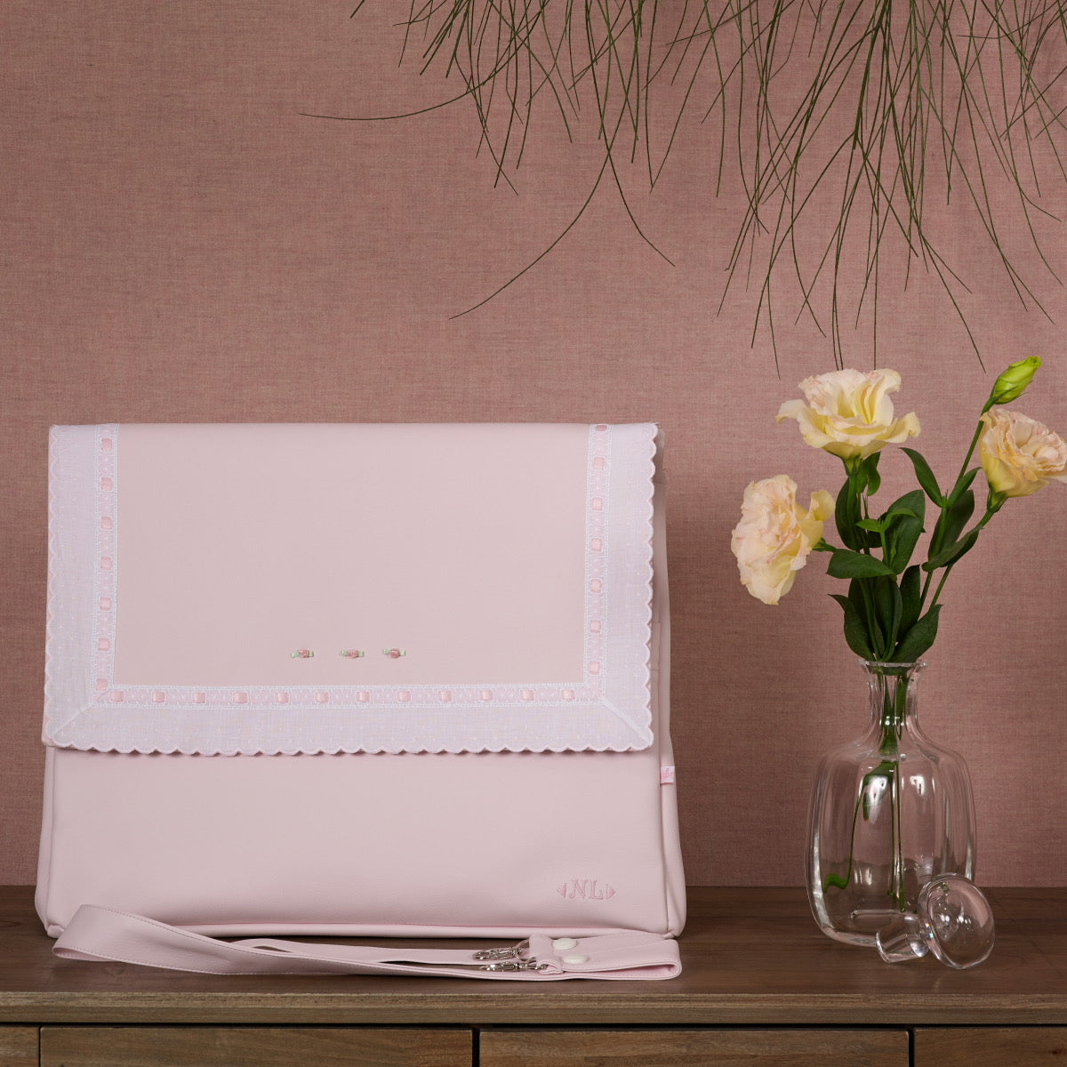 Nubeluna 072441 Rosebud Baby Changing Bag Pink
