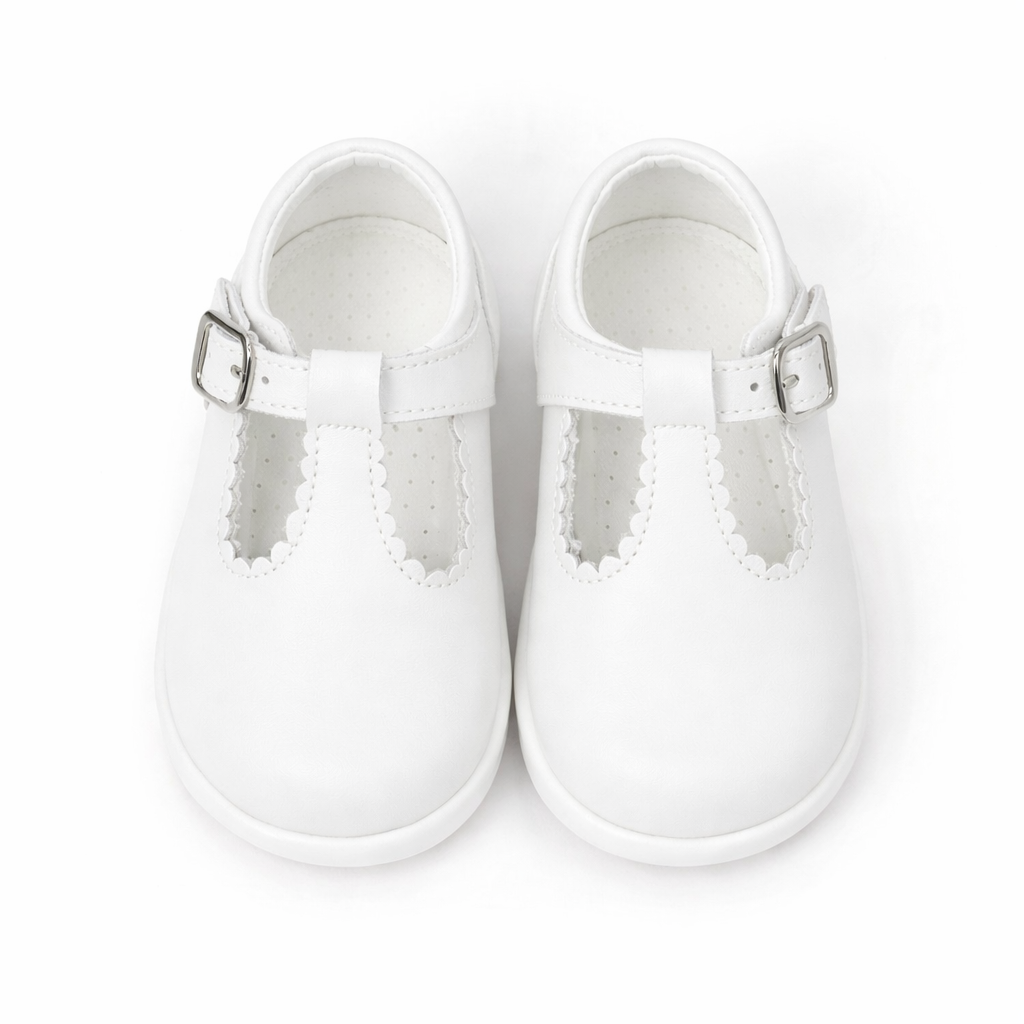 Y97411 Andanines Buckle T-Bar Shoe White Leather
