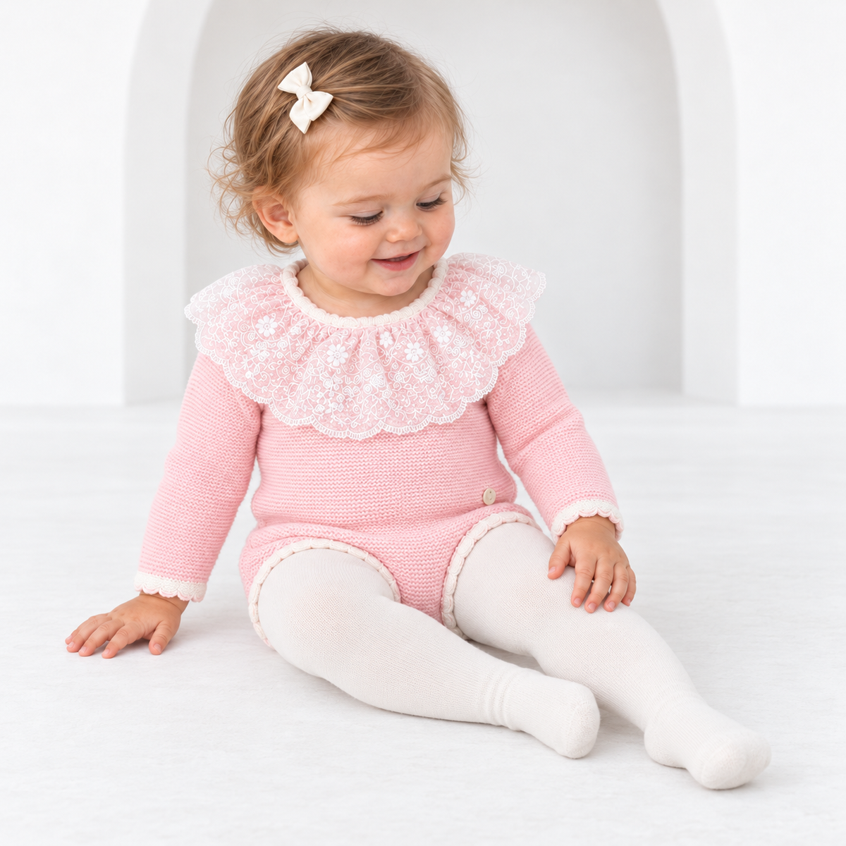 9215 Baby Girls Knitted Romper With Lace Frilly Collar Pink