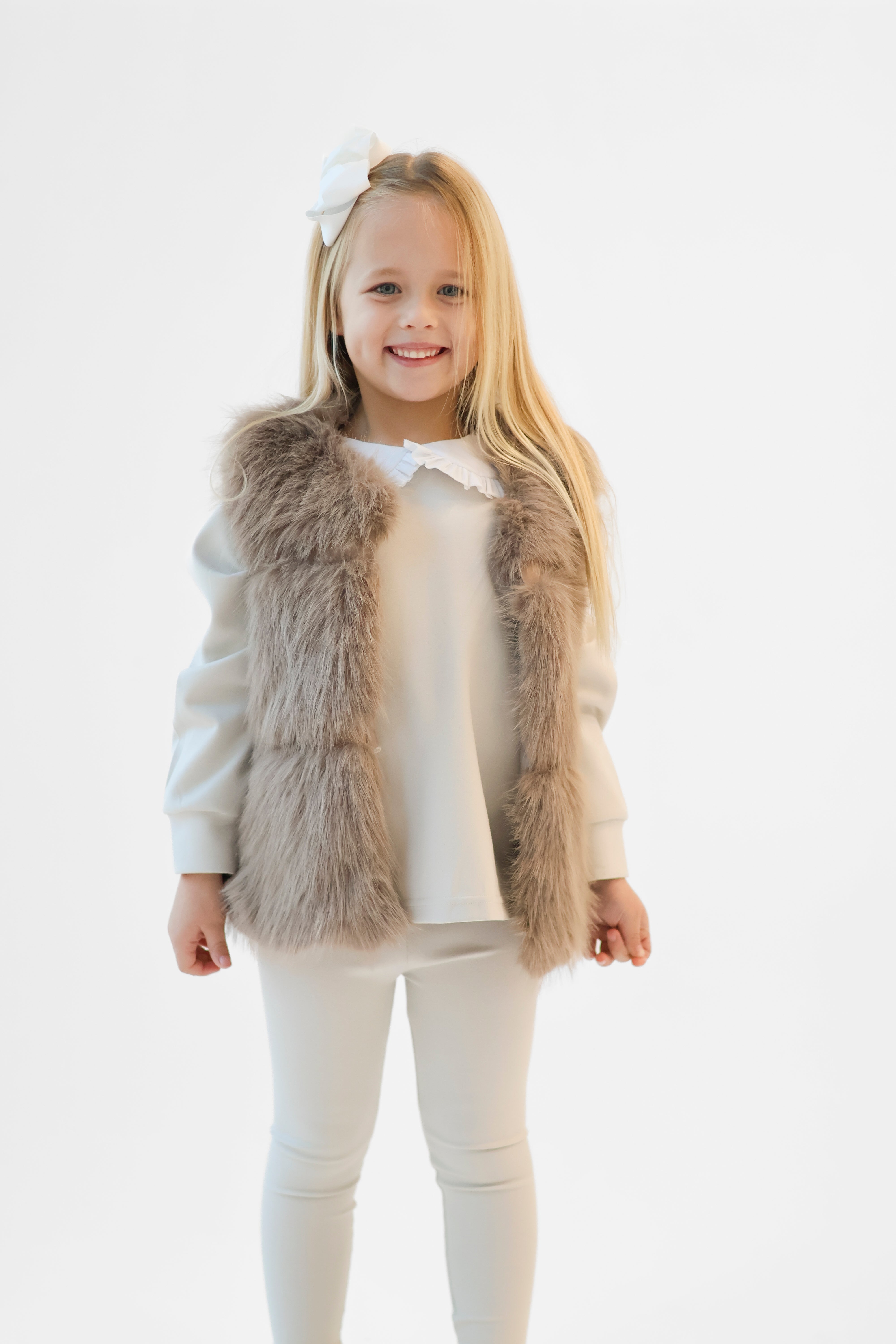 Alora Girls Faux Fur Gilet Taupe