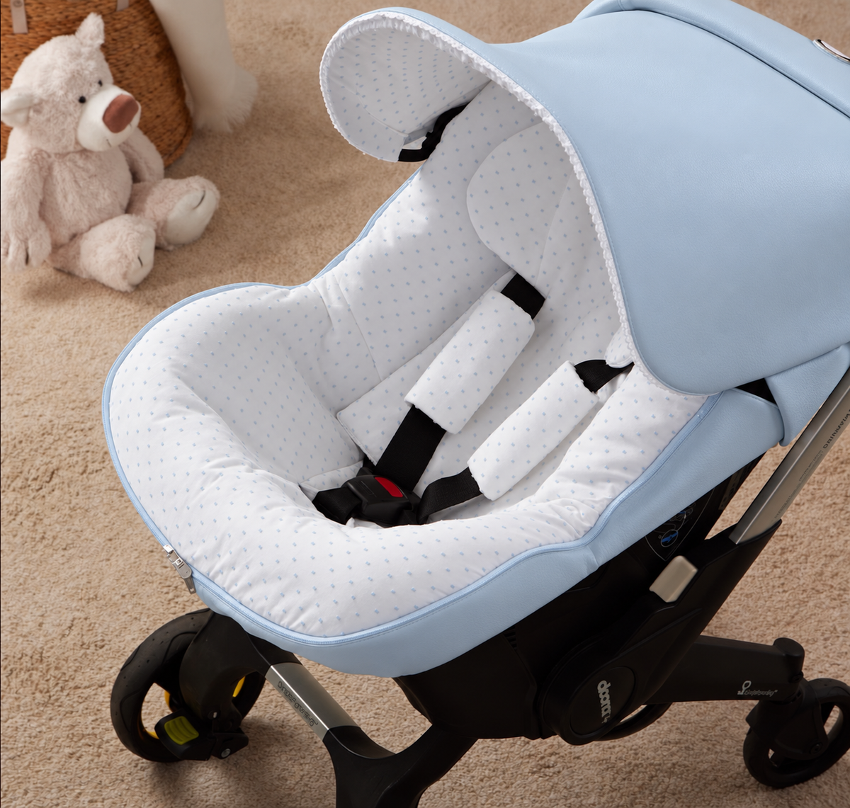 037246 Doona X Car Seat Cover Leatherette Blue