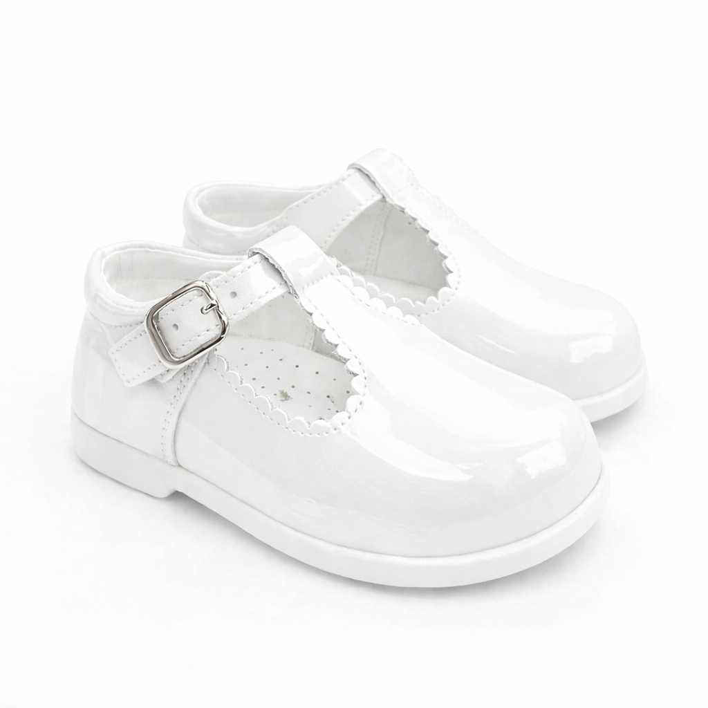 Y97411 Andanines Buckle T-Bar Shoe White Patent