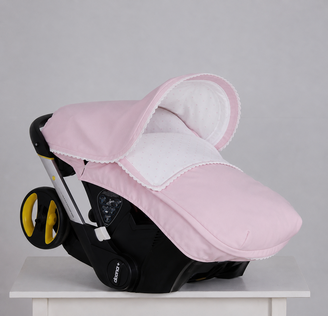 037246 Doona X Car Seat Cover Leatherette Pink
