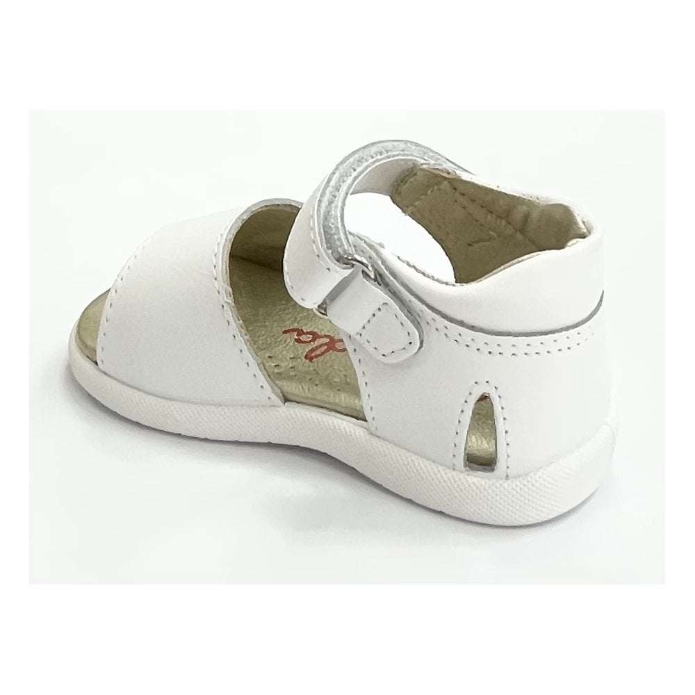 110406 White Plain Xiquets Sandal