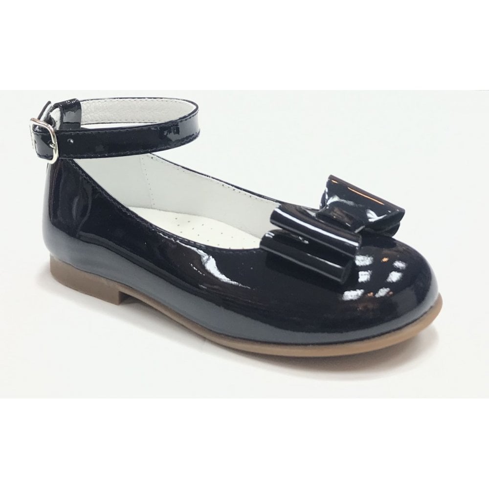 191950 Navy Bow Pump