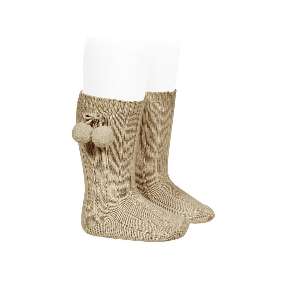 3.015/2 Pom Pom Long Camel