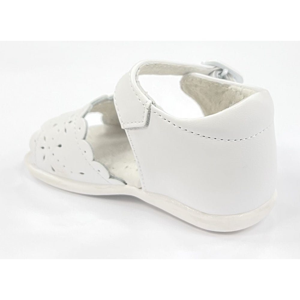A1898 Girls White Sandal