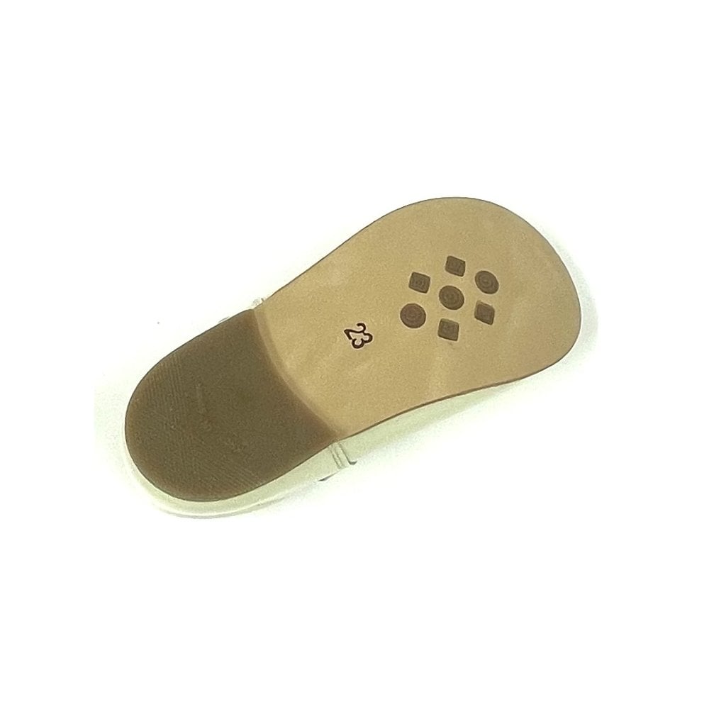 Mary Jane Girls Buckle Classic Shoe Cream Patent