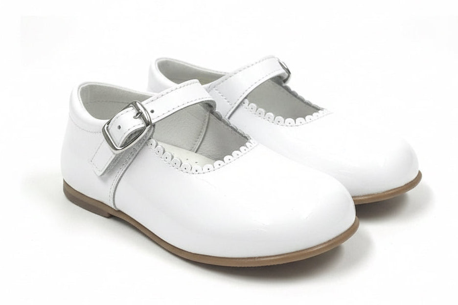 Mary Janes Girls Classic Buckle Shoe White Patent