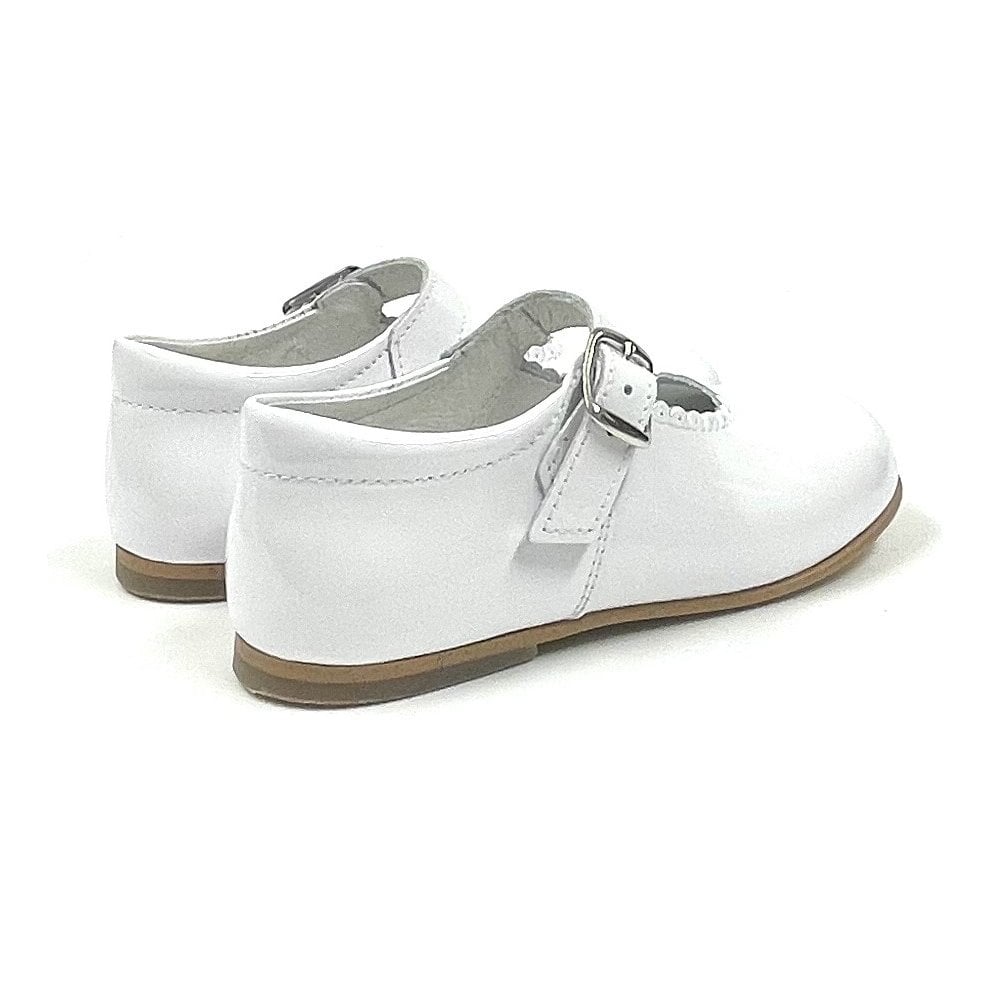 Mary Janes Girls Classic Buckle Shoe White Patent