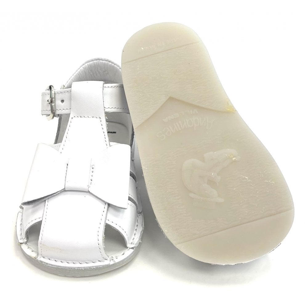 211077 Baby Girls Closed in Sandal with Bow White