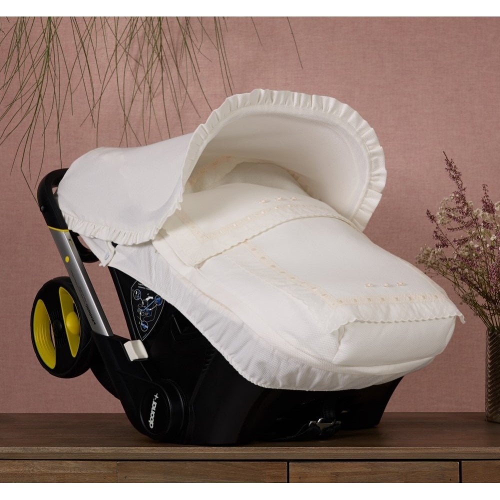 072227 Rose Bud Cream Doona Cover