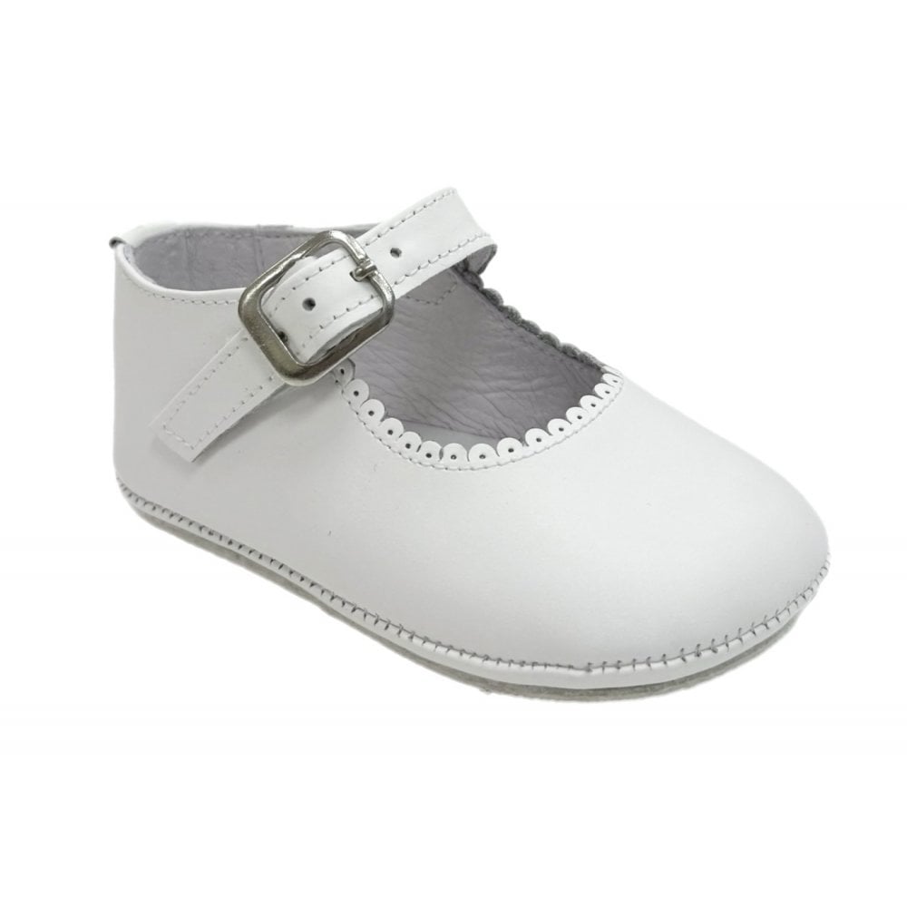 172901 Mary Jane Pram Shoe White Leather