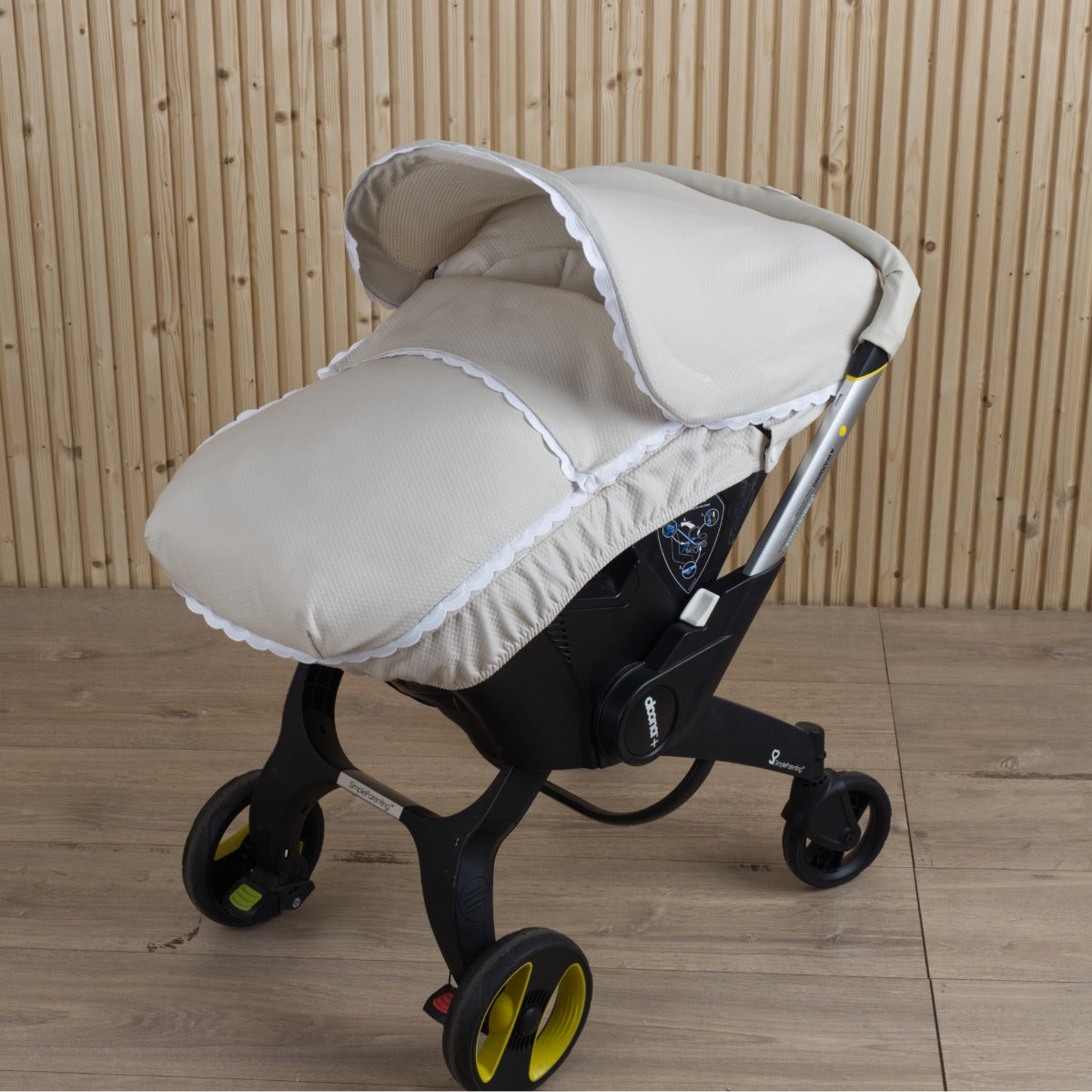 039227 Doona Scallop Car Seat Cover Camel