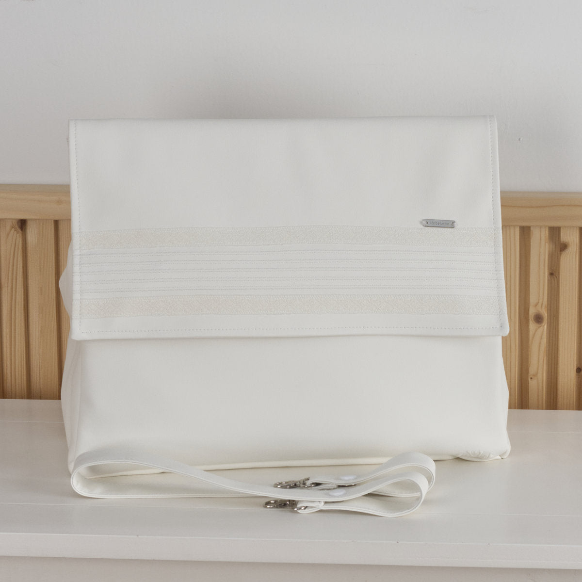 Nubeluna Laced Special Edition Bag Cream