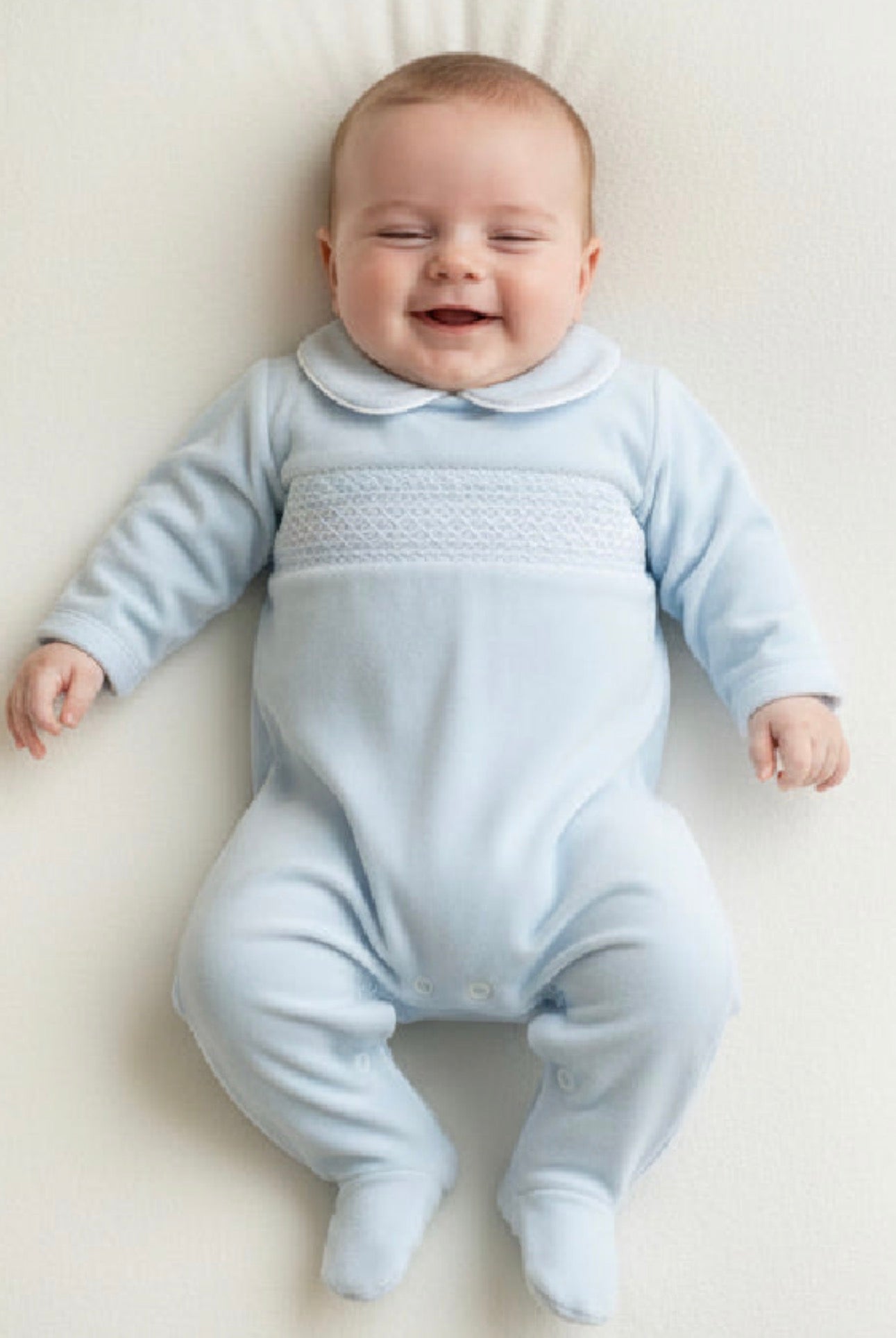 SG68 Baby Boys Peter Pan Velour Collar Smocking Babygrow Baby Blue