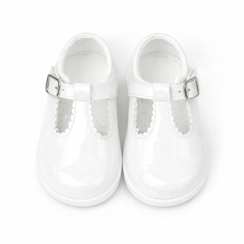 Y97411 Andanines Buckle T-Bar Shoe White Patent