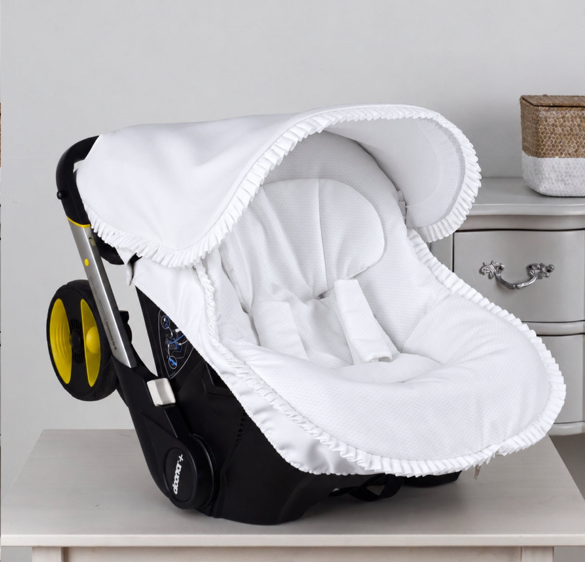 070246 Doona X Cover Plain White Leather