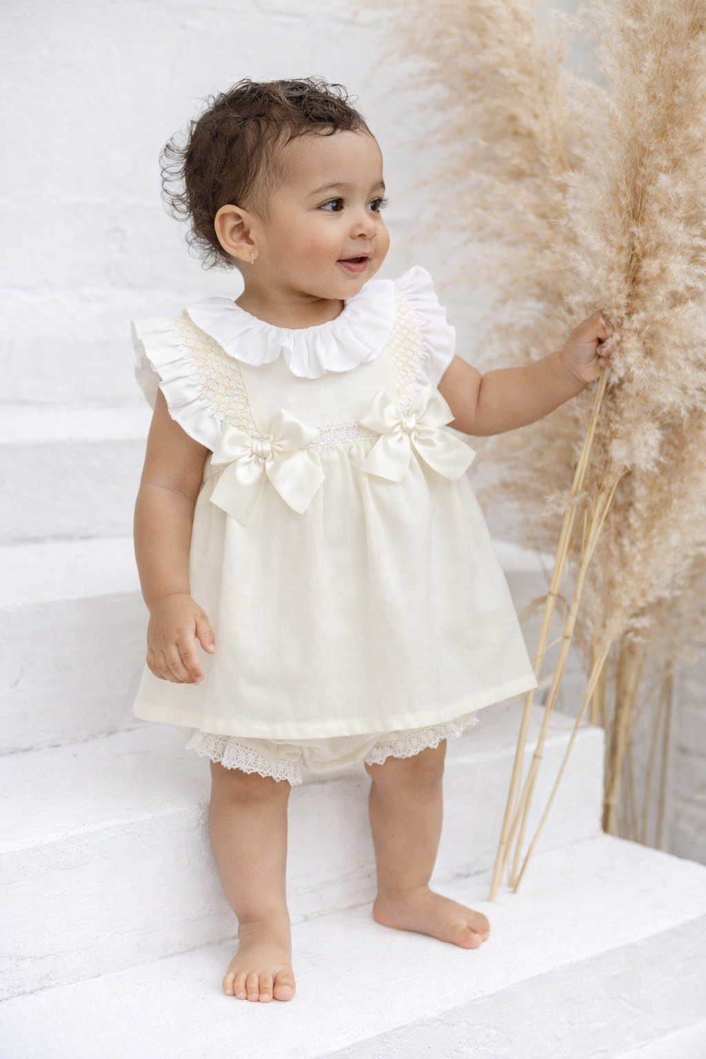 SG154 Baby Girls Frilly Collar Dress & Bloomers Lemon