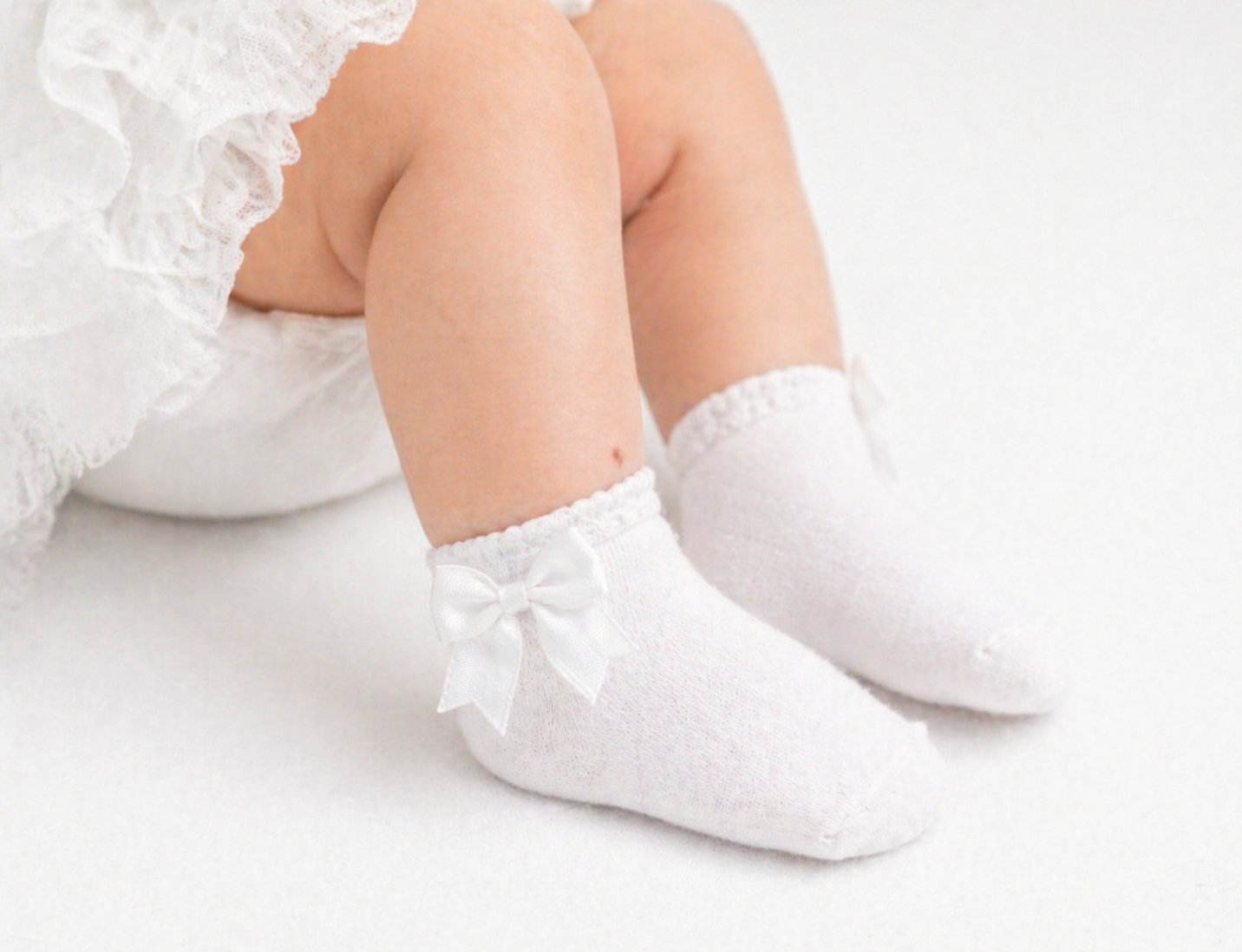 Baby Girls Short Bow Socks White