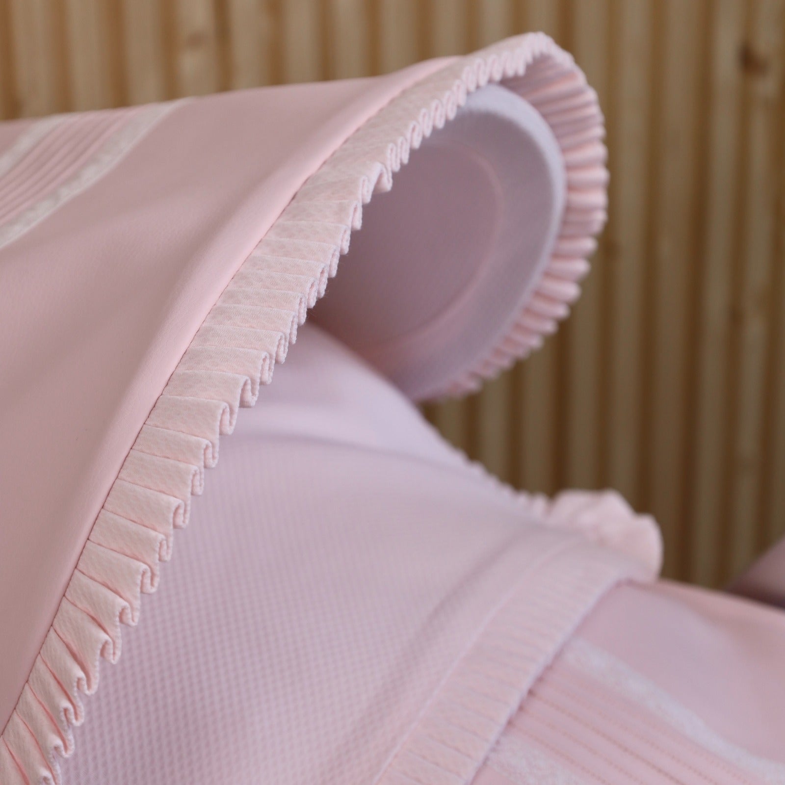 025227 Leatherette Pink Lace Pattern Doona Car Seat Cover